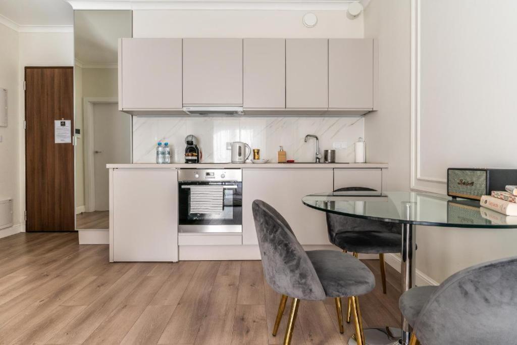 Mennica Residence By Golden Apartments ワルシャワ エクステリア 写真