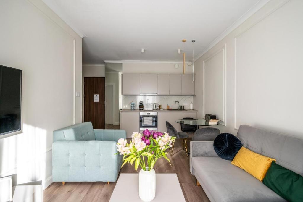 Mennica Residence By Golden Apartments ワルシャワ エクステリア 写真